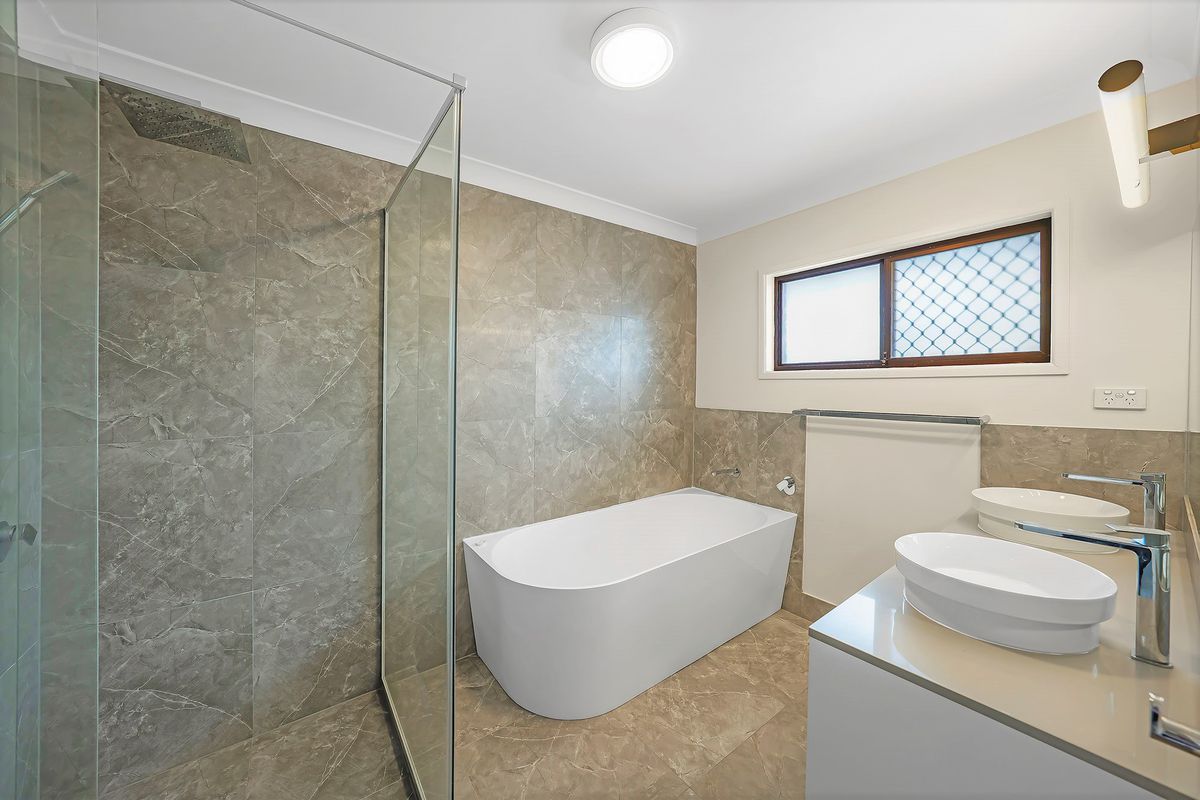 19 Warrigal Crescent, Ashmore