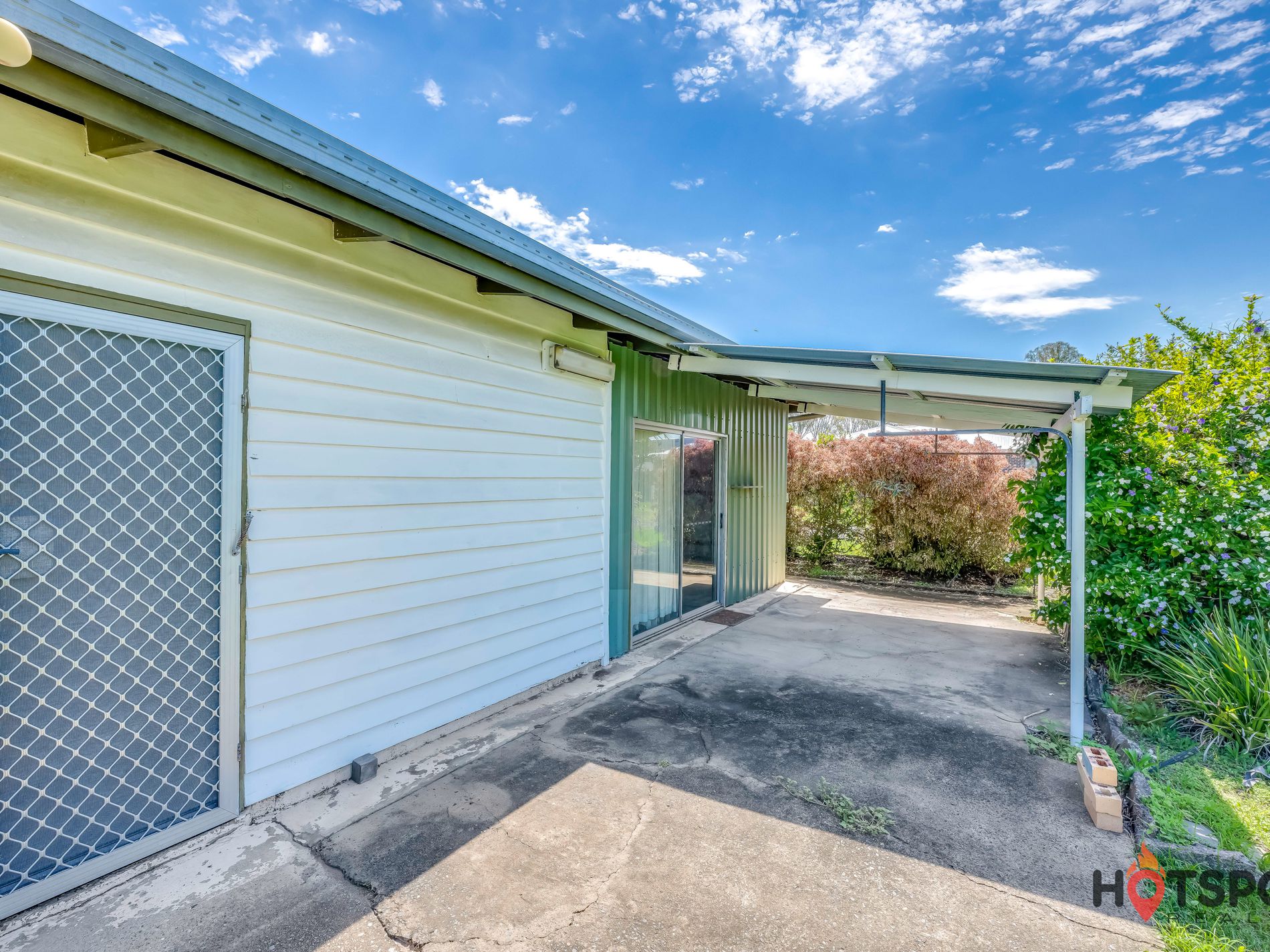 19C Low Street, Kensington