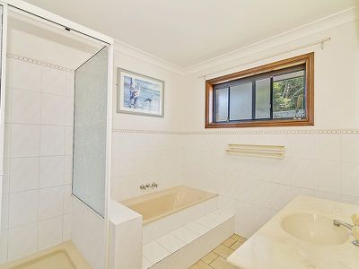 38 Wendron Street, Rochedale South