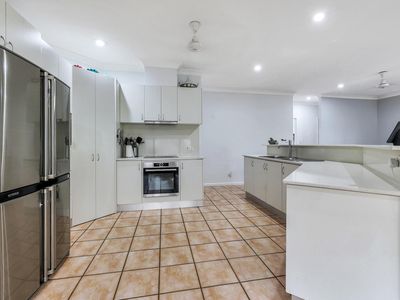 14 Gunn Crescent, Gunn