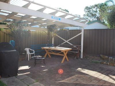 6 Howell Avenue, Kanahooka