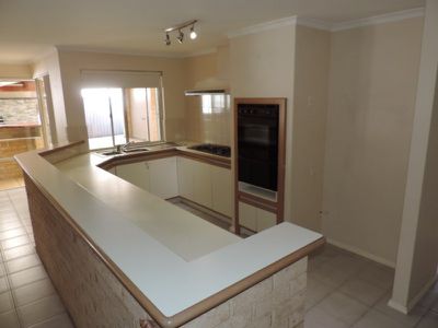 8 Swanson Way, Ocean Reef