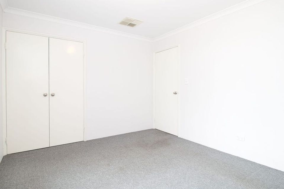 1 Ballaballa Close , Baldivis