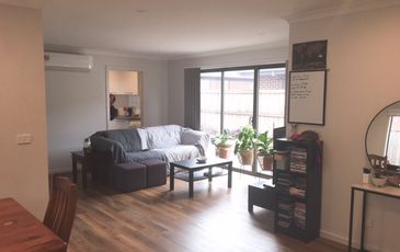 14 Cherrington Avenue, Officer