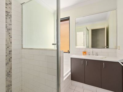13 / 11 Hazlett Way, Canning Vale