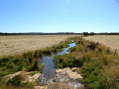 Donalds Road, Roger River