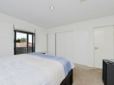 1 / 179 Leake Street, Belmont