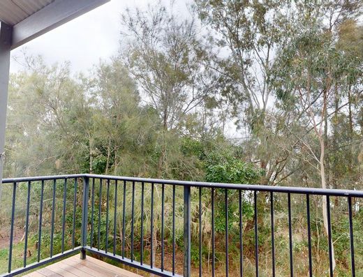 Great Unit in a Perfect Location image 3