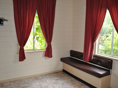 6 Tenth st, Millicent