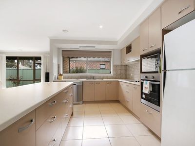 5 Inwood Cres, Wodonga