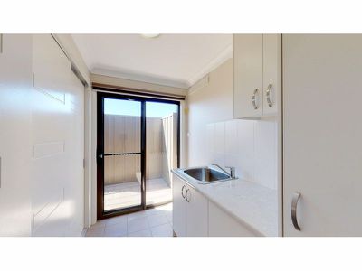 24 Waterfall Crescent, Dubbo