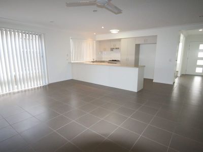 2 Dawes Crescent, Urraween