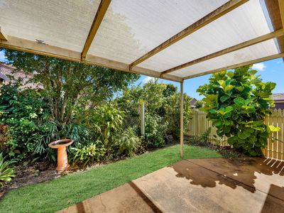 19 / 10 Melody Court, Warana