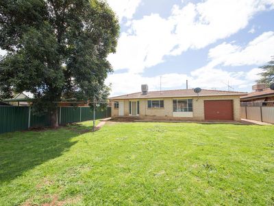 25 Beveridge Crescent, Dubbo