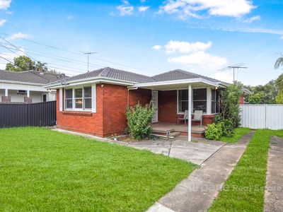 67 Portico Parade, Toongabbie