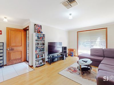 70 Websdale Drive, Dubbo