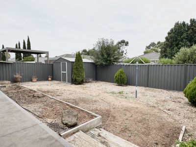 53 Weavers Street, Manor Lakes
