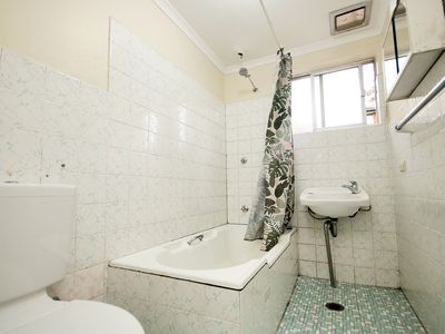 1 / 44 MacDonald Street, Lakemba