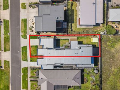 1 / 5 Martin Laurence Place, Port Fairy