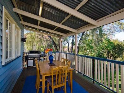 9 Robertson Road, Eastern Heights