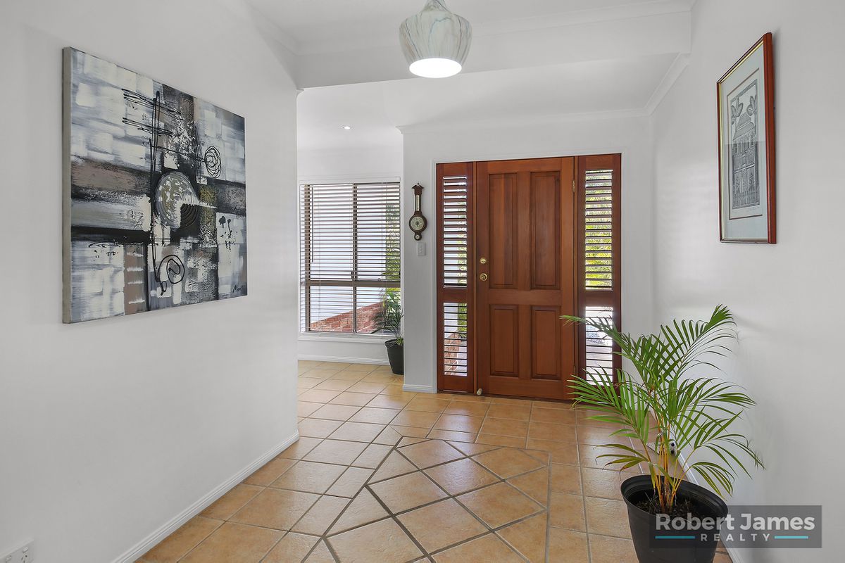 13 Dun Street, Tewantin