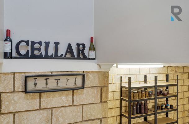 8 Pine Grove, Mickleham