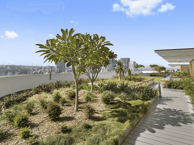 607 / 18 Footbridge Boulevard, Wentworth Point