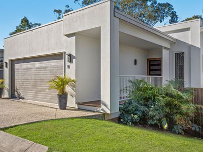 19 / 44 Scoparia Drive, Brookwater