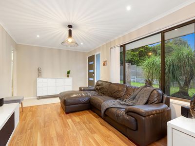 7 Rechner Street, Belmont