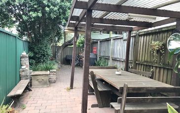 22 Henderson Road, Alexandria