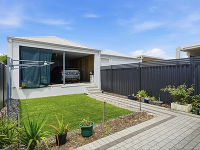 240 Leeuwin Boulevard, Bushmead