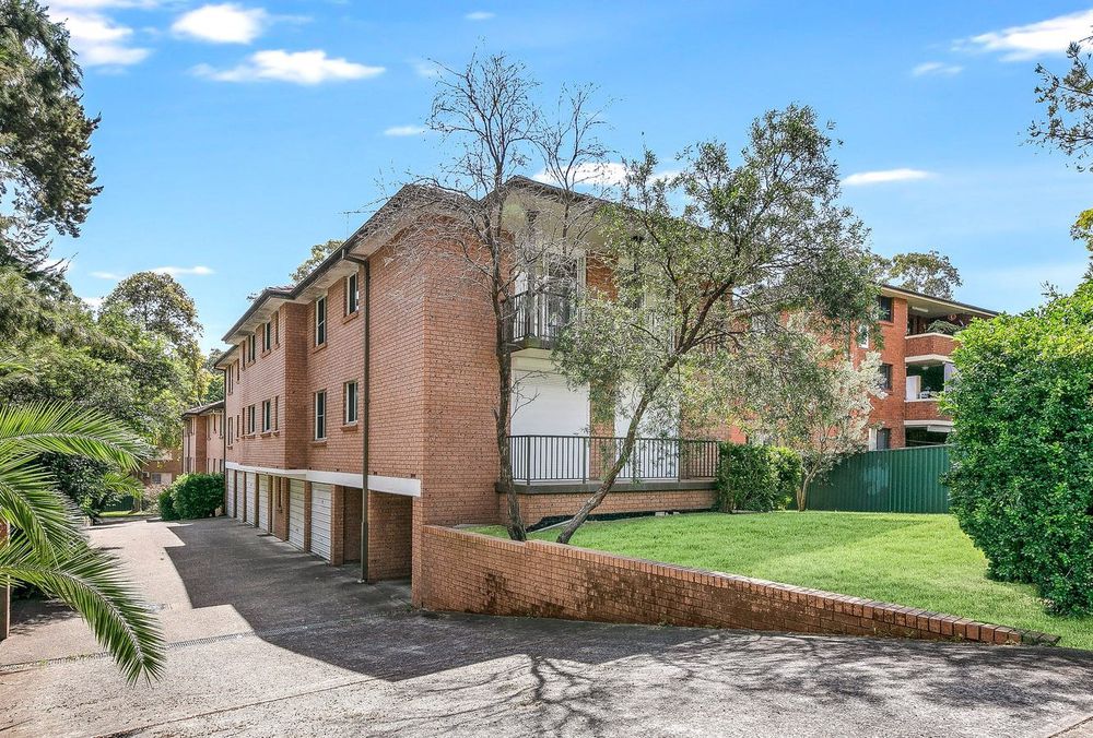 2 / 42-44 Sir Joseph Banks Street, Bankstown
