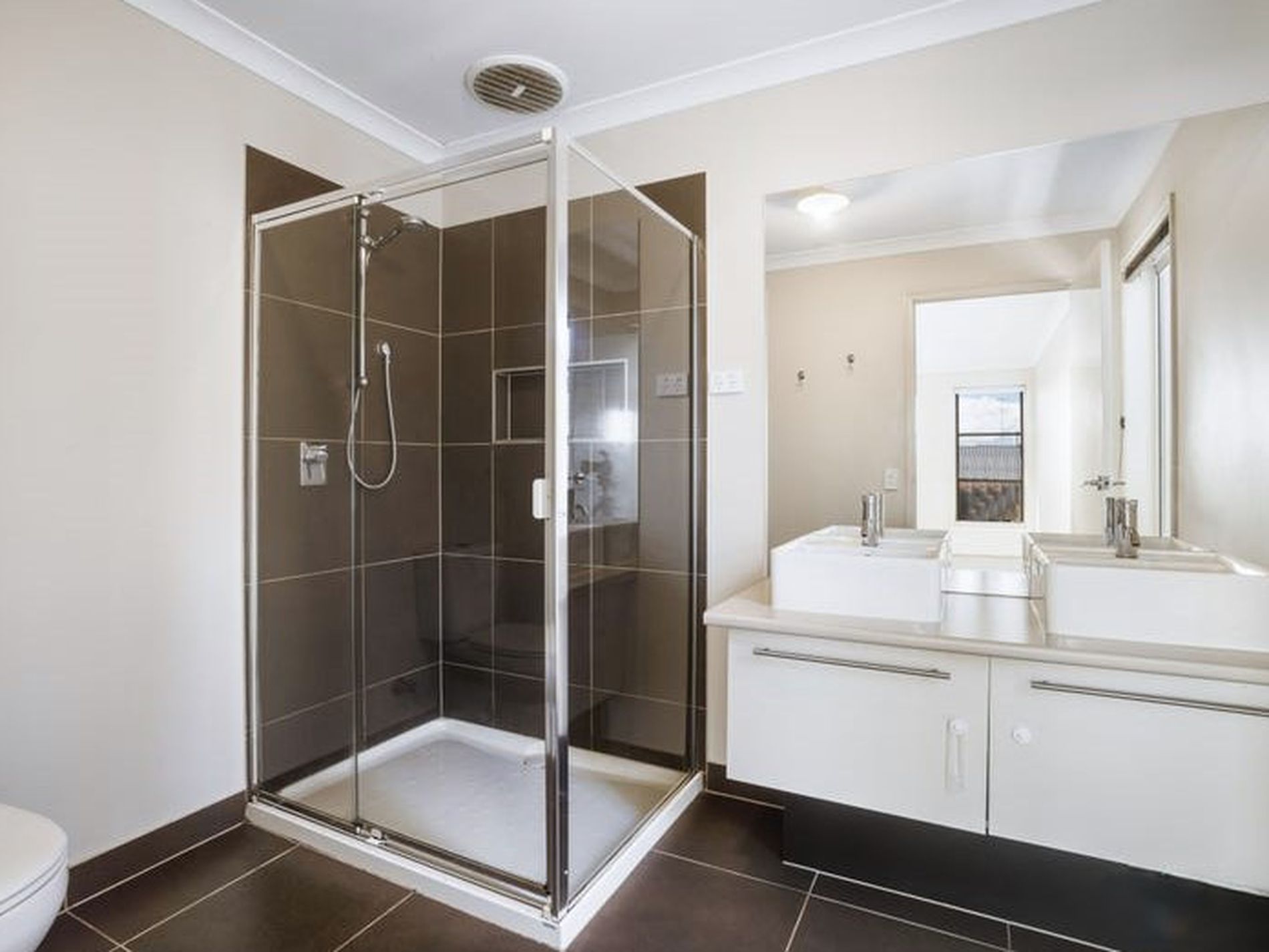 6 Ebbtide Drive, Leopold