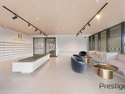 b 210 / 1408 Centre Road, Clayton South