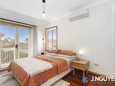 2 / 25 Pevensey Street, Canley Vale