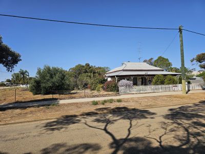 8 Moore Street, Kellerberrin