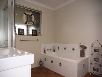 2 / 3 Pine Lane, Huonville