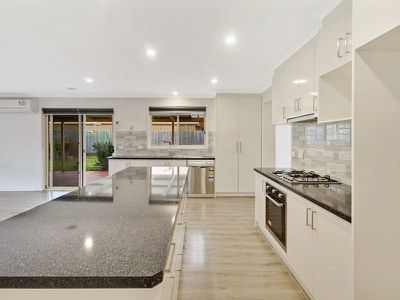 2 Tasman Place, Wyndham Vale