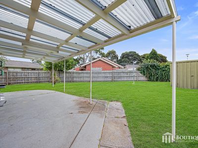 15 Hurlstone Court, Dandenong North