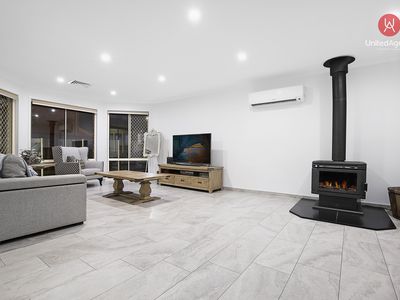 18 Wesley Place, Horningsea Park