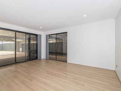 18 Ernest Way, Hilbert