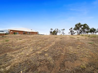 40 Tomkins Bend, Nunile