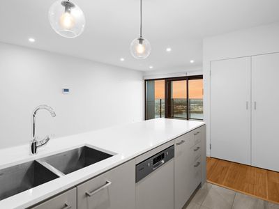 2801 / 908 Canning Highway, Applecross