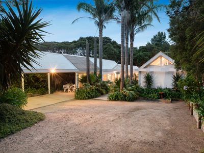 16 Lever Avenue, Blairgowrie