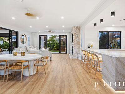 2566 Cressbrook Drive, Hope Island