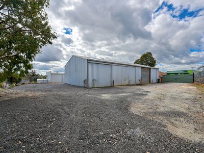 32 Wandeara Crescent, Mundaring