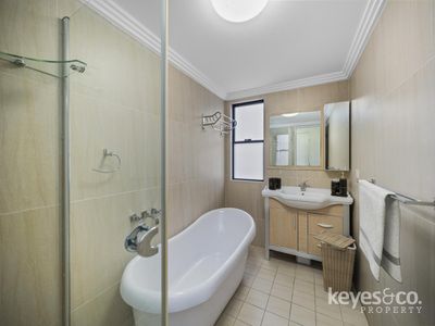 43 / 319 Angus Smith Drive, Douglas