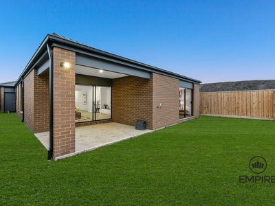 2 Sapna Pl, Clyde North