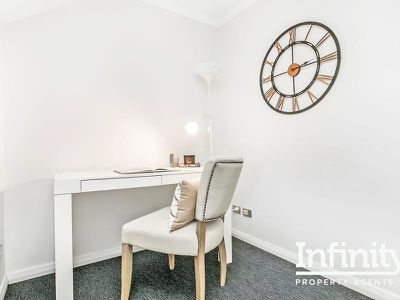 142 / 10 Lachlan Street, Waterloo