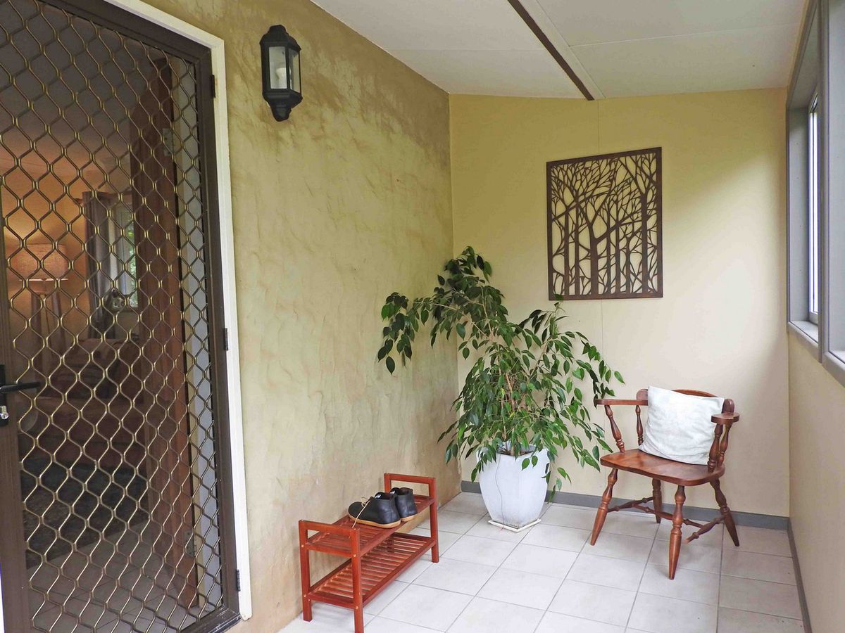 31 PUTT STREET, Atherton